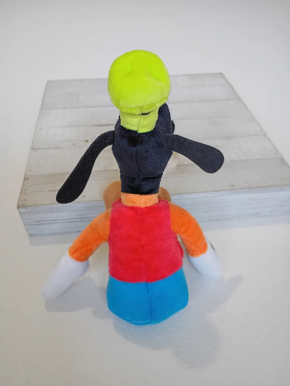 Disney Junior Goofy Plush 11